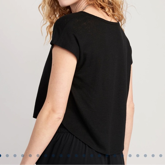NWT OLD NAVY Linen-Blend Cropped Voop-Neck T-Shirt  Color: Black Jack - Picture 3 of 7